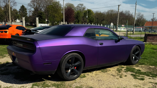 Dodge Challenger SRT élményvezetés vagy bérlés Polgárdi környékén 2