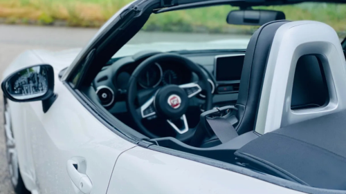 Fiat 124 Spider utcai élményvezetés 4