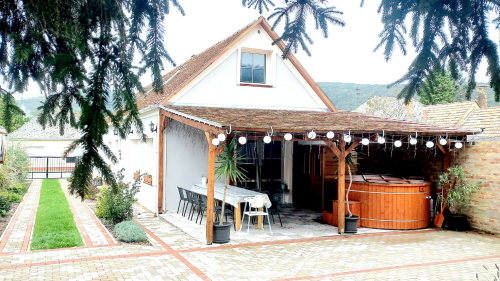 2 éjszakás Wellness kettesben a bakonyi Loft apartmanban 16