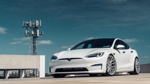 Tesla Model S Plaid élményautózás gyerekeknek a Kakucs Ringen 3