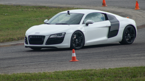 Audi R8 élményvezetés a Kakucs Ring versenypályán 2