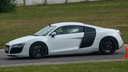 Audi R8 élményvezetés a Kakucs Ring versenypályán 3