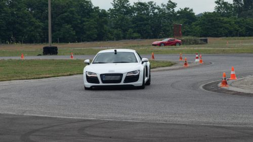 Audi R8 élményvezetés a Kakucs Ring versenypályán 5