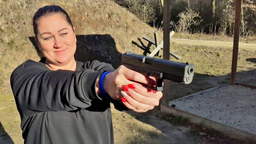 BASIC Pisztolyos élménylövészet Győr mellett a Ballistic lőtéren 10