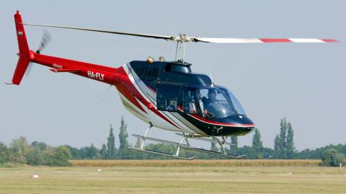 Nappali helikopterezés Budapest felett 4 utas részére BELL-206-tal 4