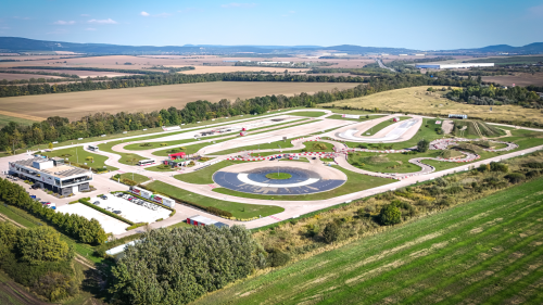 Intenzív Vezetéstechnikai Tréning Zsámbékon a Drivingcampen Saját Autóval 7