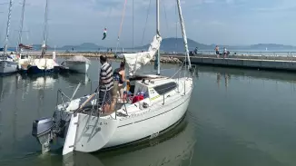 1 órás Balatoni sétahajózás Balatonfenyvesi indulással