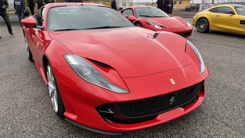 Ferrari 812 Superfast élményautózás gyerekeknek a Kakucs Ringen 3