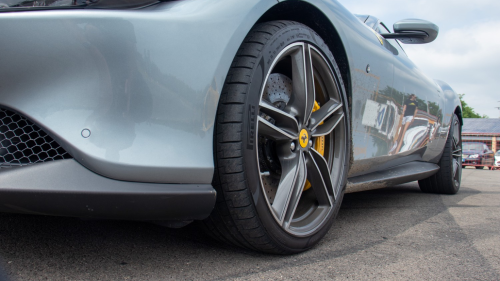 Vezess Ferrari Roma szuperautót a Kakucs Ringen 3