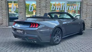 Ford Mustang 2024 GT V8 Cabrio bérlés