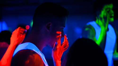 Dobd be magad! – Neon Dodgeball, azaz UV Kidobós élmény Budapesten 4
