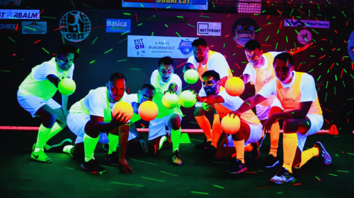 Dobd be magad! – Neon Dodgeball, azaz UV Kidobós élmény Budapesten 8