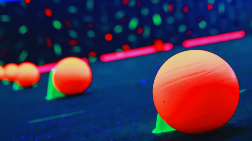 Dobd be magad! – Neon Dodgeball, azaz UV Kidobós élmény Budapesten 13