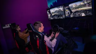 Gamerland családi Szimulátor élmény/ Négyen 1 órán át
