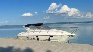 Fedezzétek fel a Balaton nyugati medencéjét egy gyönyörű Yachttal