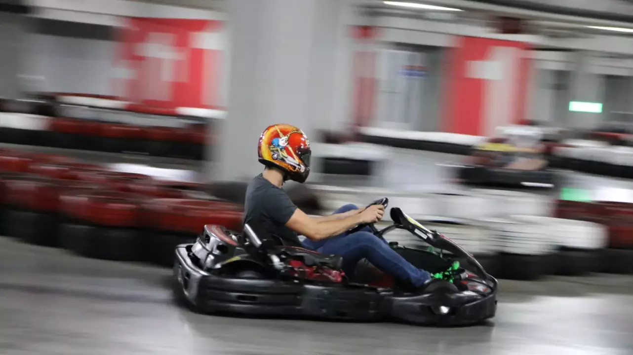 Légy te a leggyorsabb! – Gokartozás Budapesten a Gokart Sportarénában fő kép