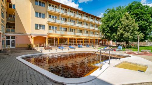 Kikapcsolódás Hajdúszoboszlói Thermal Hotelben 2 éj/2 fő - 2025.04.28.-06.16 / 2025.09.01.-11.02. között 3