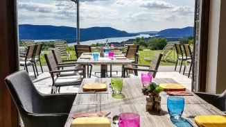 Reggeli kettesben a Natura Hill éttermében - Zebegény