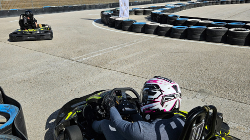 Mini GP gokart versenycsomag dobogós díjkiosztóval és éremmel 3