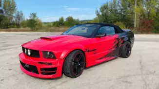 Ford Mustang V8 élményvezetés vagy bérlés Polgárdi környékén
