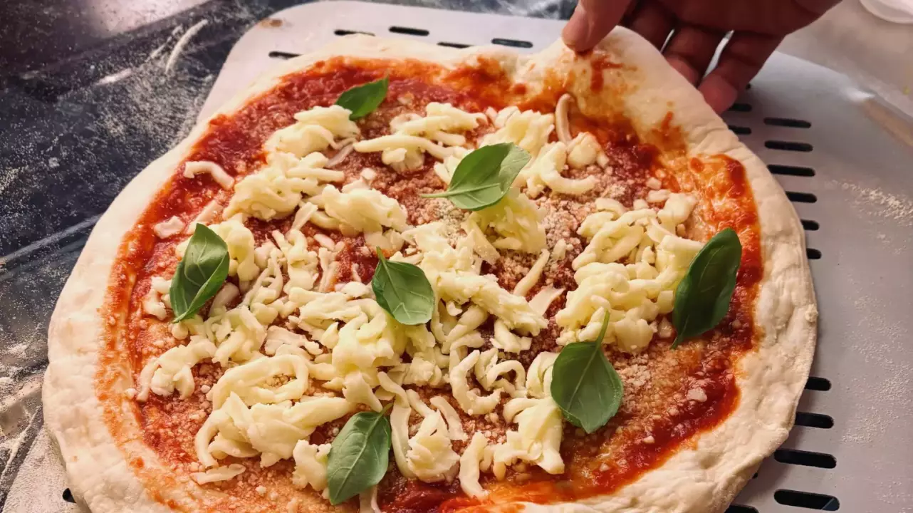Igazi olasz ízek! – Kezdő pizza készítő workshop Esztergomban fő kép