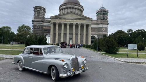 Visszapörgetjük az időt! - Családi belépő a Németh Veterán Autó Múzeumba 4